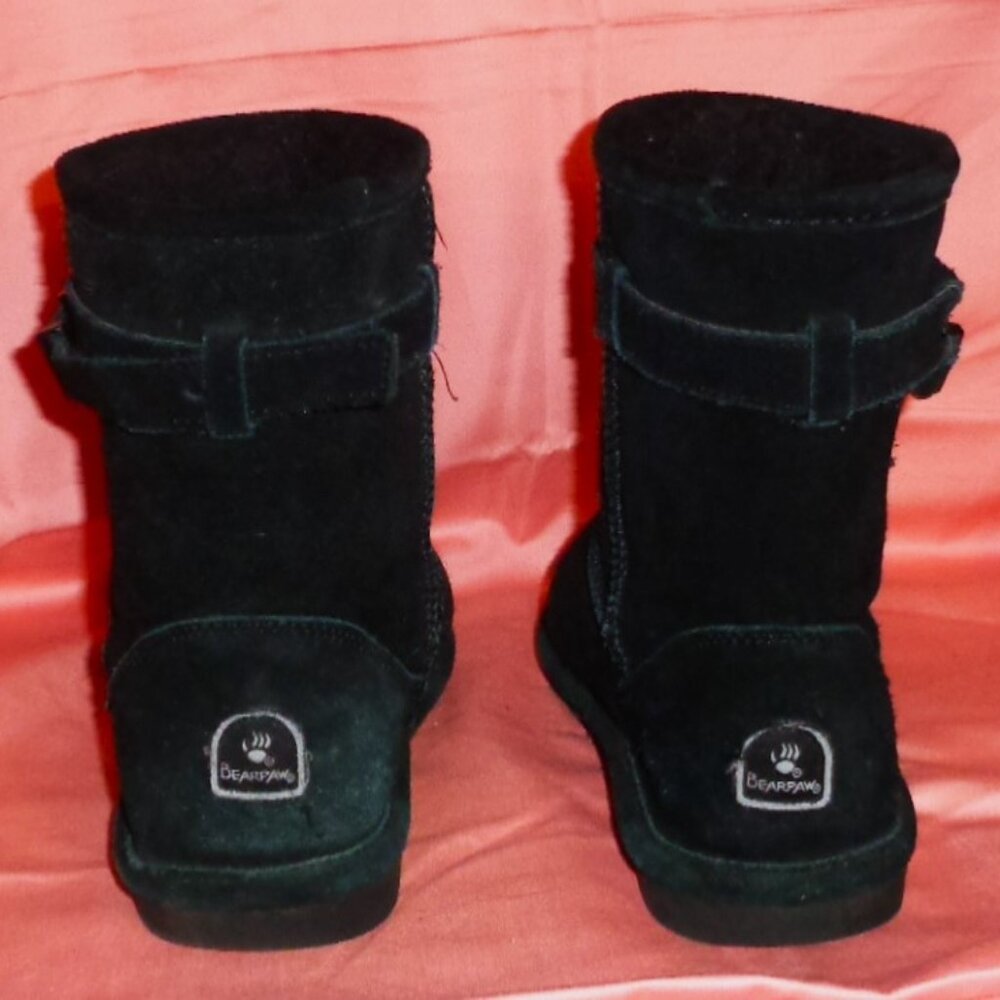 SOLD!   SOLD!       BEARPAW BLACK SUEDE PADDED WINTER BOOT-SIZE 5-6
